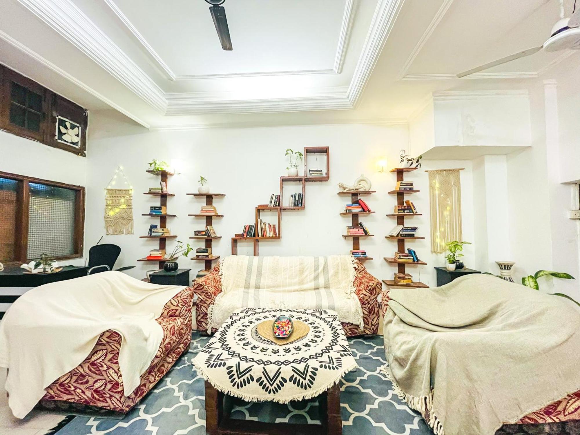 Atharva'S Homestay, Nehru Enclave Nueva Delhi Exterior foto